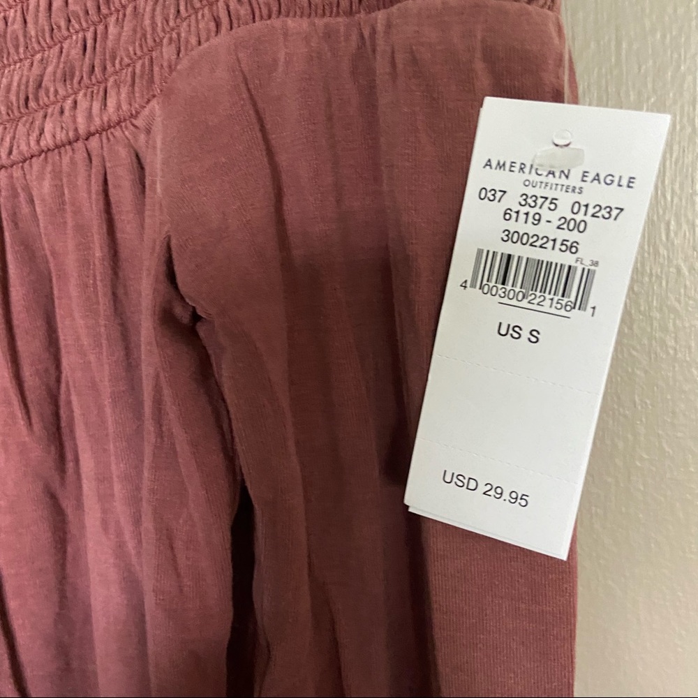 NWT Women’s Off Shoulder American Eagle Top - Picture 3 of 6